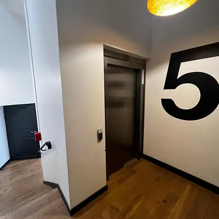 Appartamento Superbe Proche Du Marais Parigi